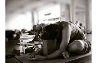 72 Möglichkeiten, im Yin Yoga „Entspannen“ zu sagen